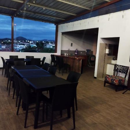 Casa D'Lucas Apartment Puerto Baquerizo Moreno Bagian luar foto